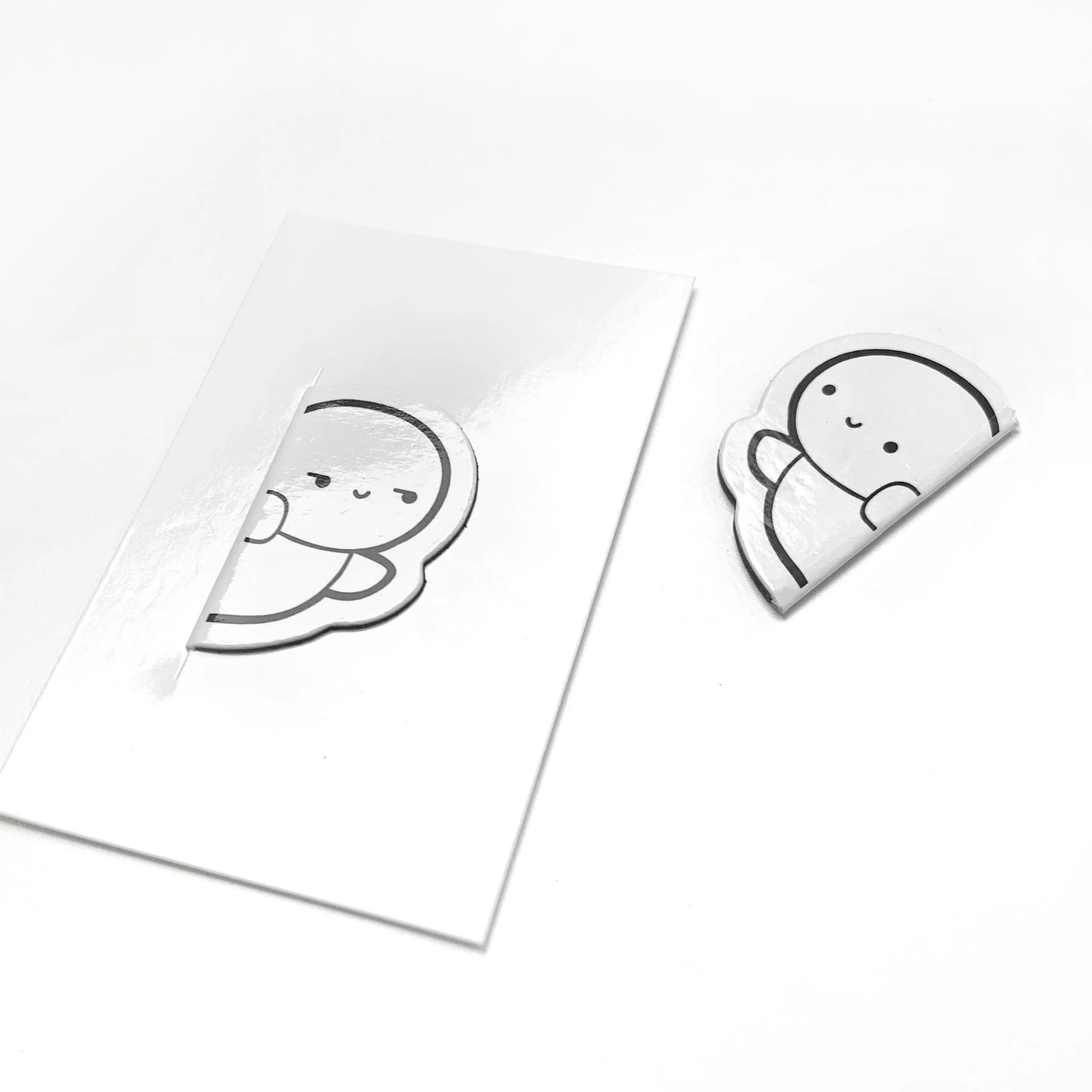 Peeking Emotis Magnetic Bookmark (misfit) (1 per customer) - Image 2
